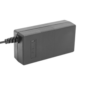 Ktec 12 Volt 3.33 Amper Plastik Kasa Masaüstü Adaptör (5.5 x 2.5 Uç)